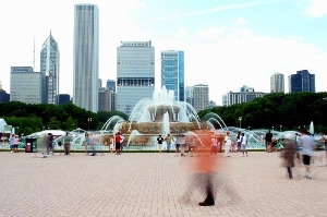 Buckingham Fountain, Chicago, IL. Photo by <a href=user_gallery_detailac02.html target="_blank">UPS1JOE/Frommers.com Community</a>