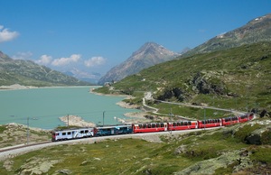 10 Bucket List Railway Journeys Around the World