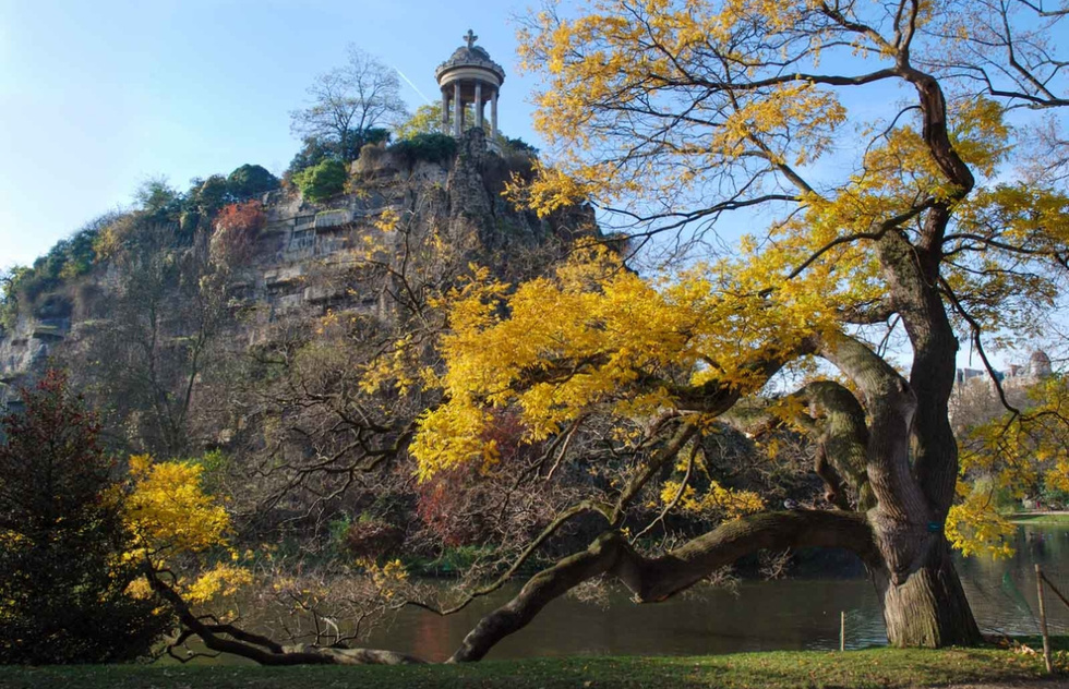 "Emily in Paris" season three filming locations: Parc des Buttes Chaumont