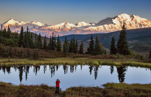 Cruise Companies Are Still Touring Alaska This Summer—Without Cruise Ships | Frommer's